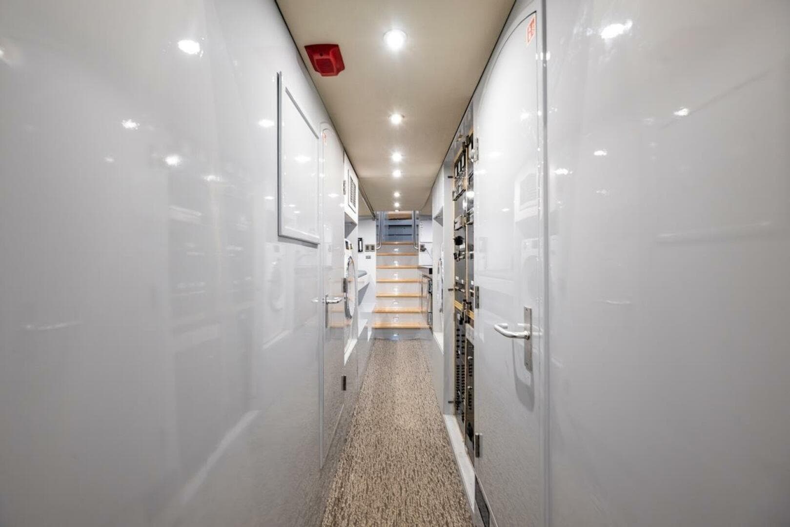 1988 Cheoy Lee 92 — photo 80