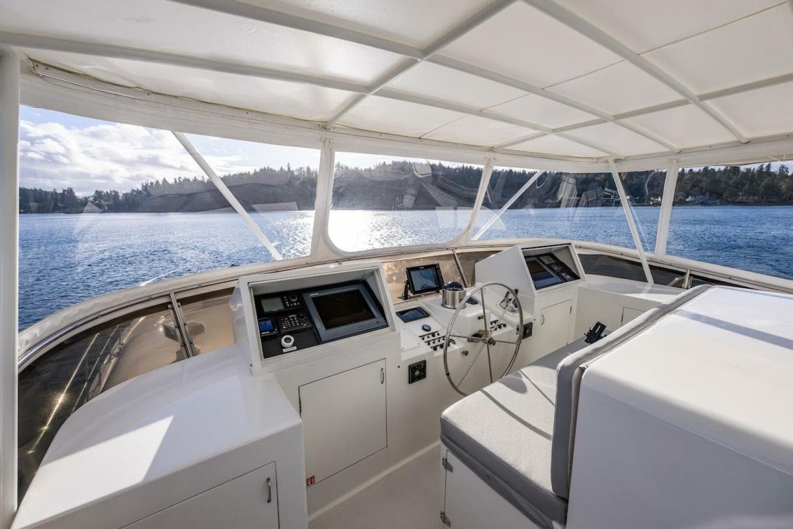 1988 Cheoy Lee 92 — photo 15