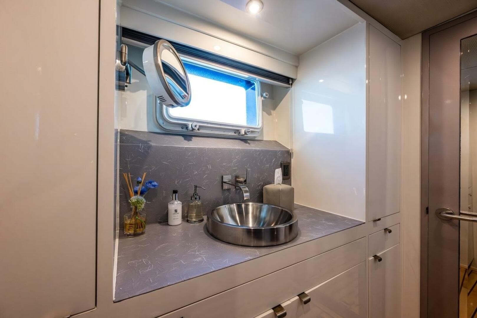 1988 Cheoy Lee 92 — photo 64