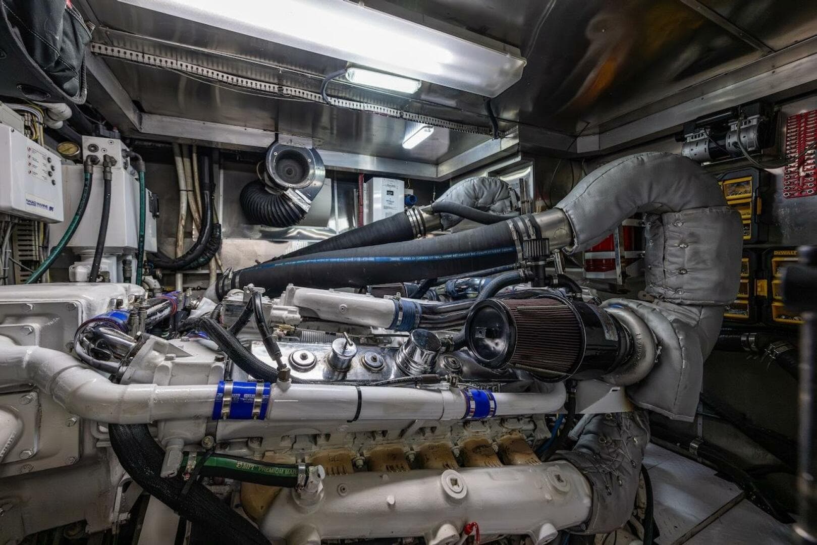 1988 Cheoy Lee 92 — photo 90