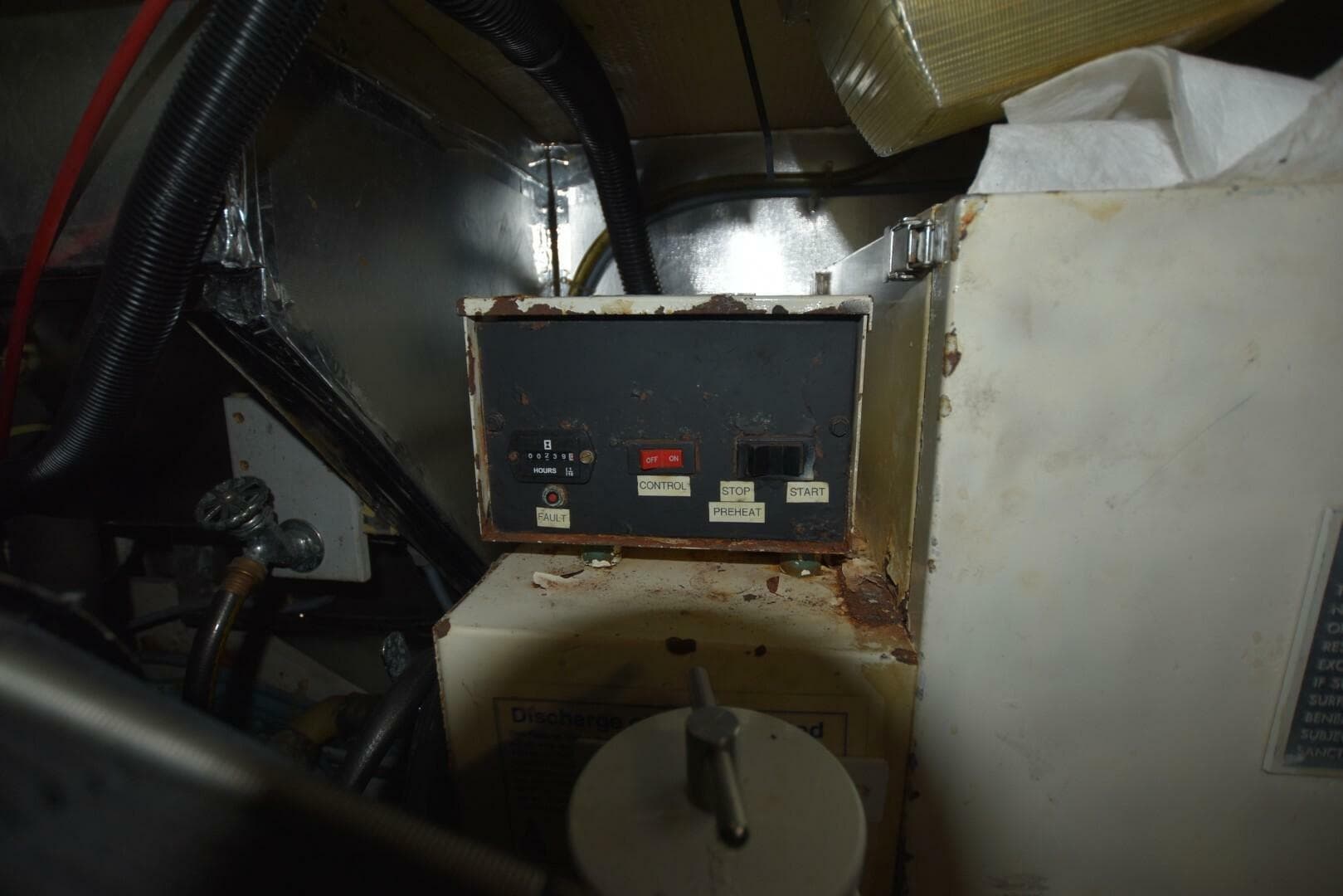 1993 Ocean Yachts — photo 27