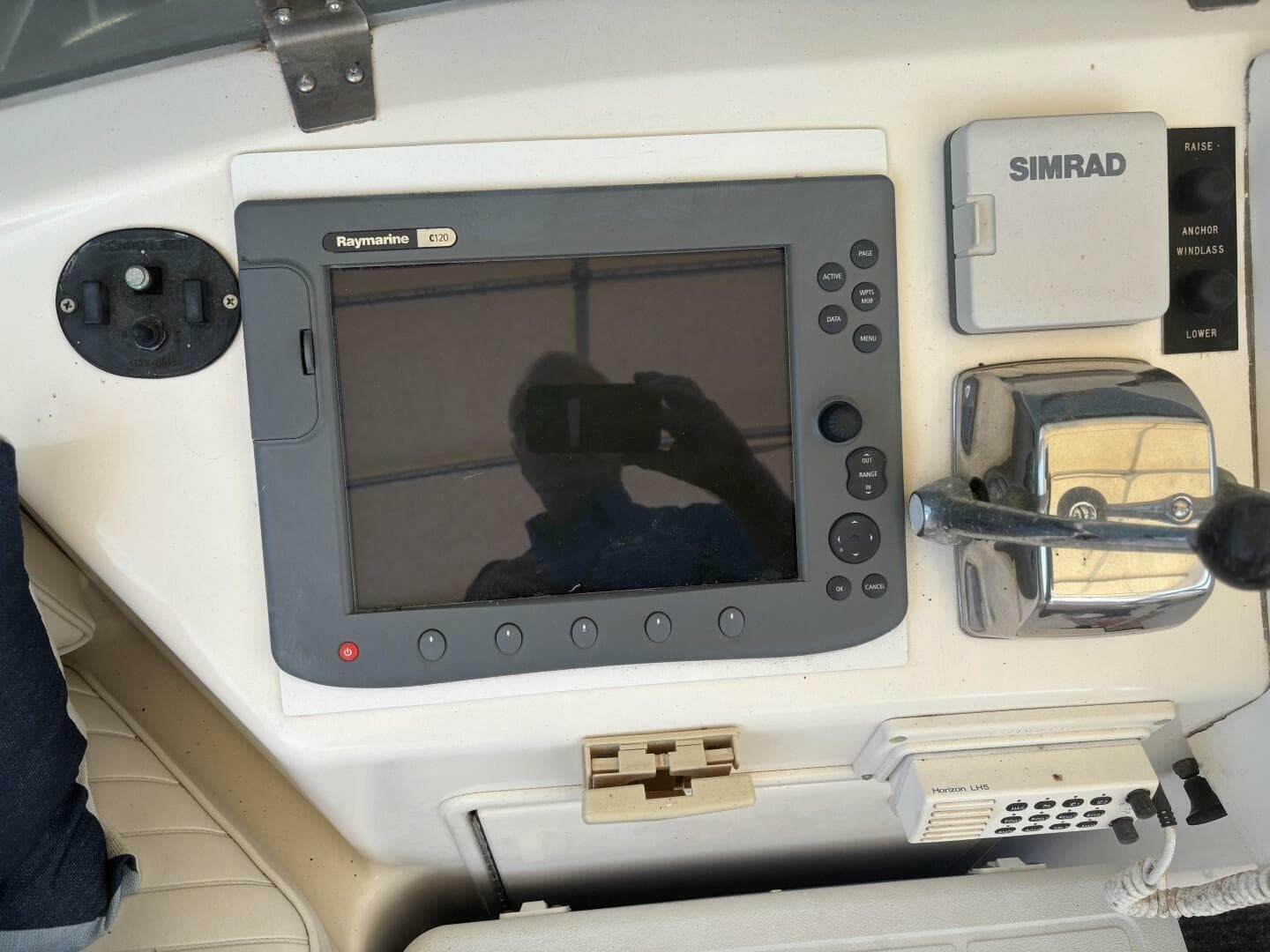 1993 Ocean Yachts — photo 32