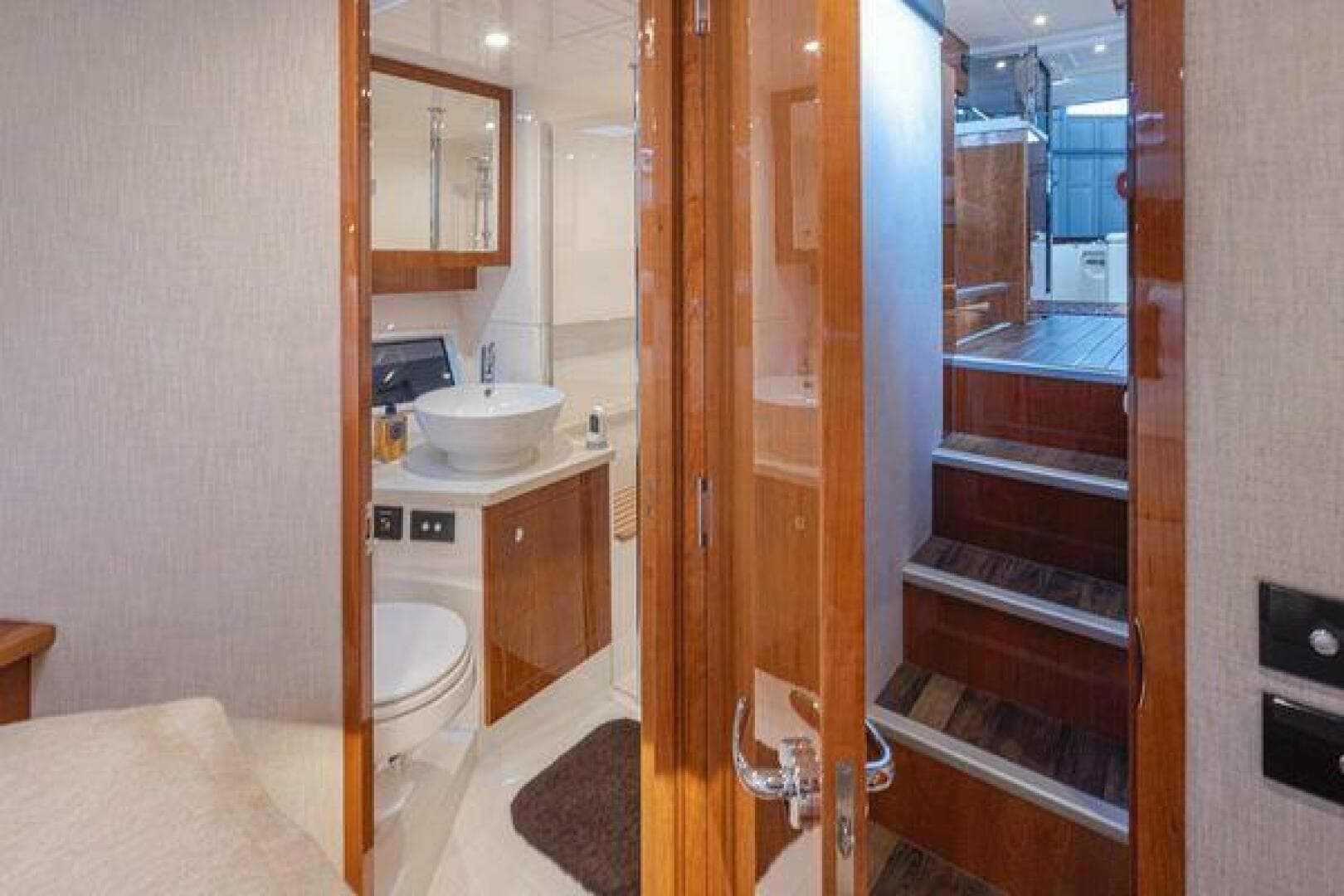 2019 Riviera 395 Suv — photo 16