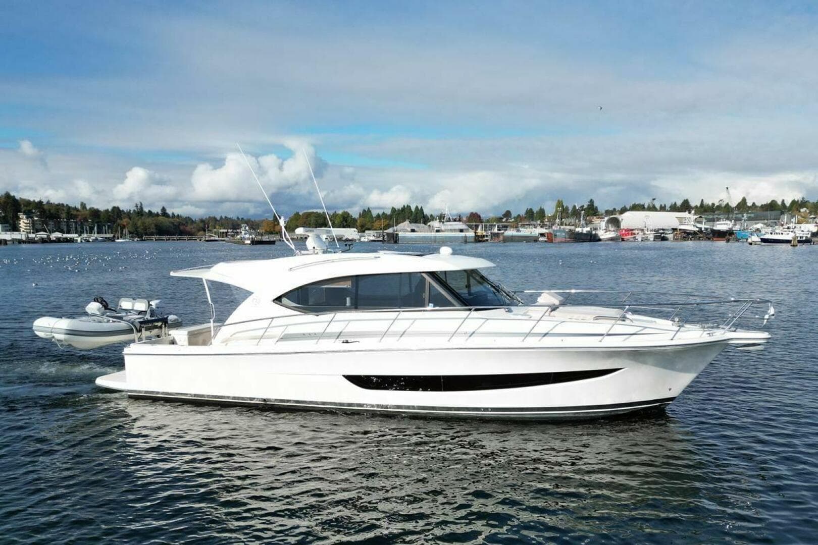 2019 Riviera 395 Suv