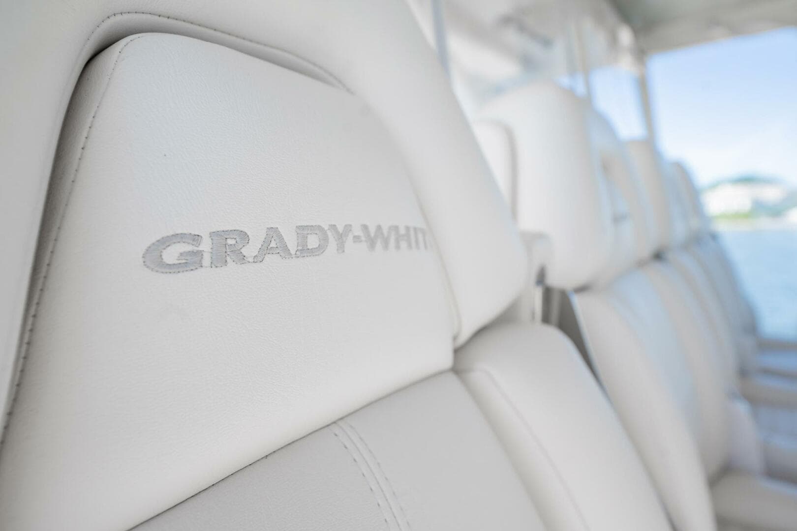 2021 Grady-White Canyon 456 — photo 46