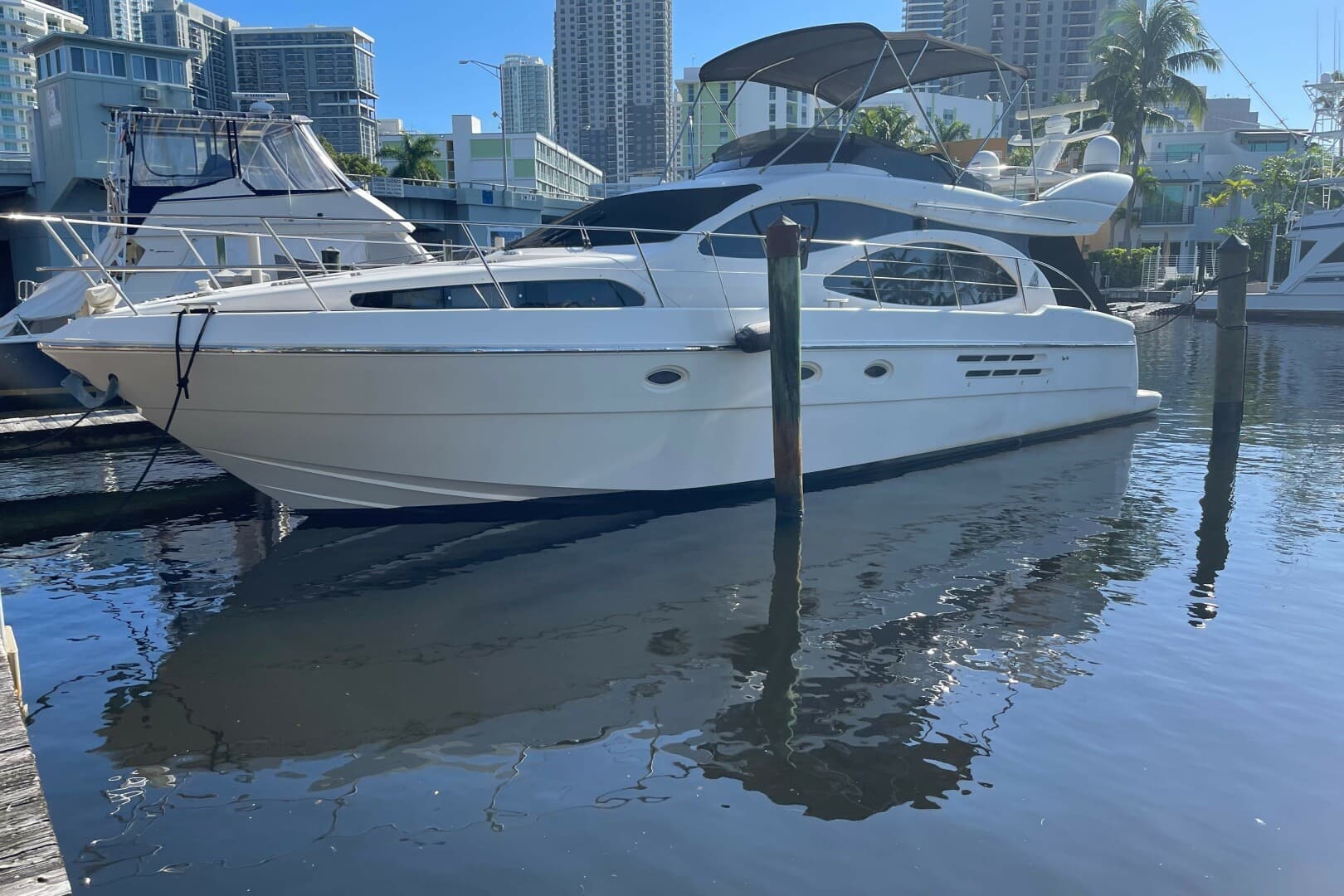2000 Azimut 46 Flybridge