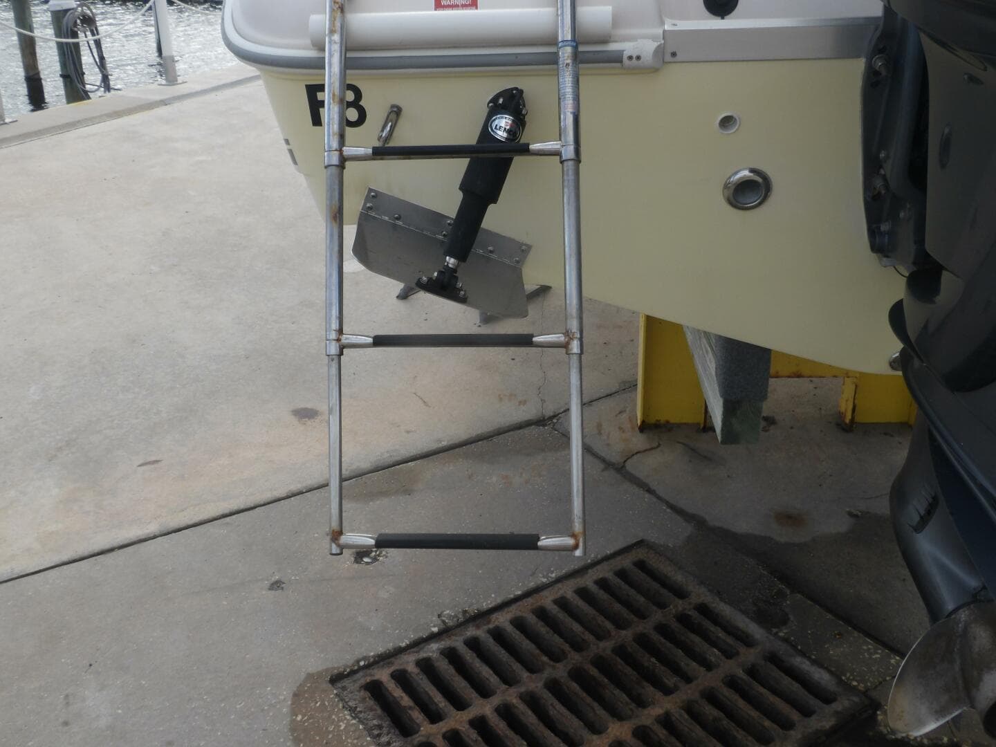 2006 Cobia 210 CC — photo 11