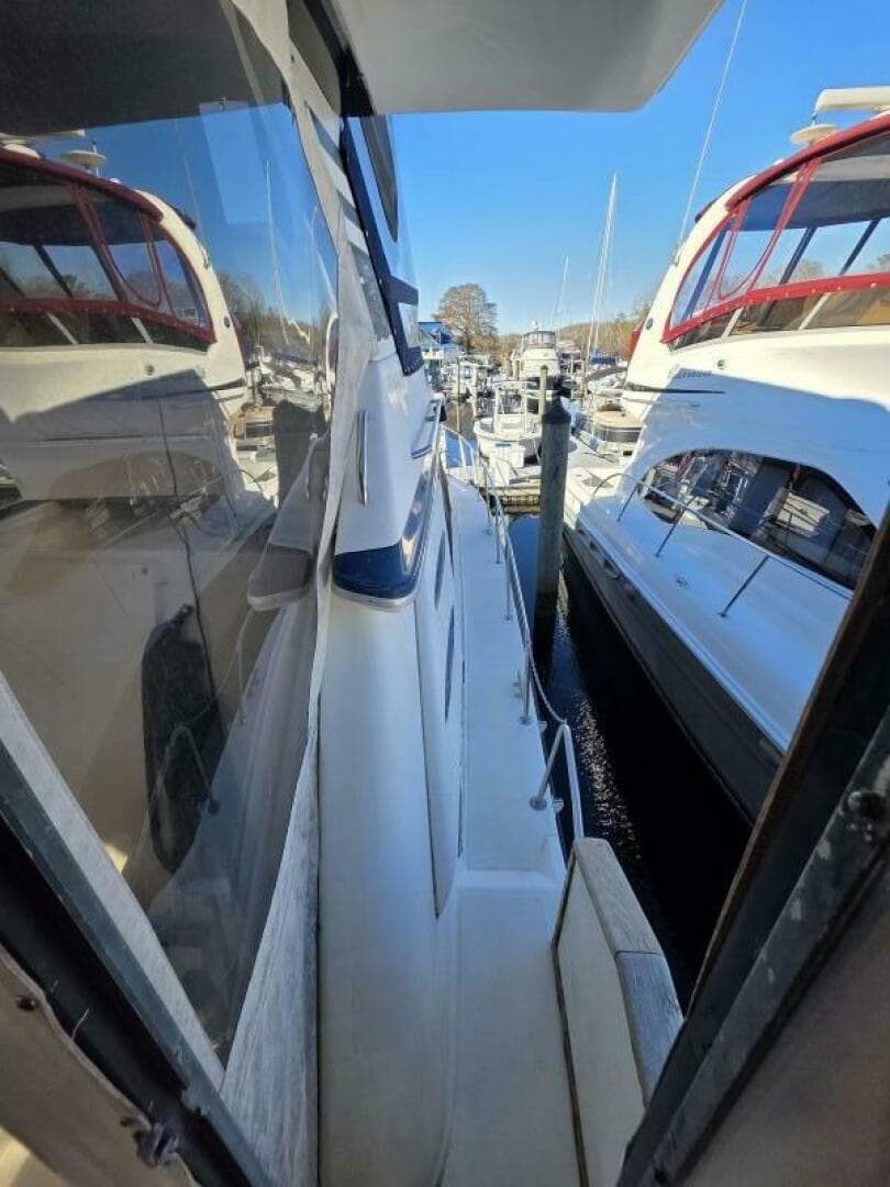 1988 Sea Ray 415 — photo 14