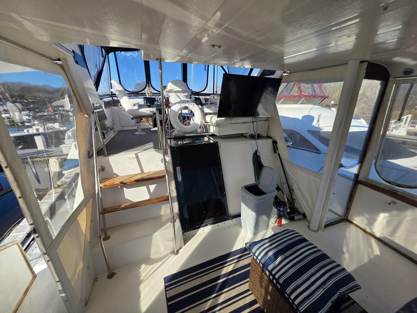 1988 Sea Ray 415 — photo 13