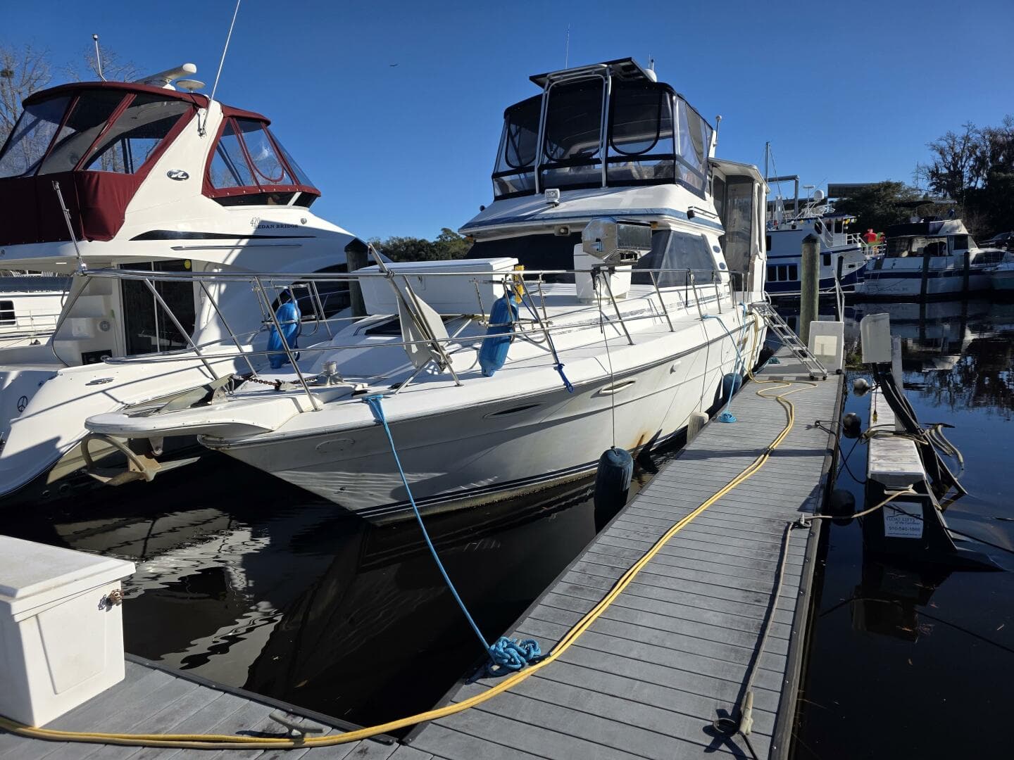 1988 Sea Ray 415 — photo 1