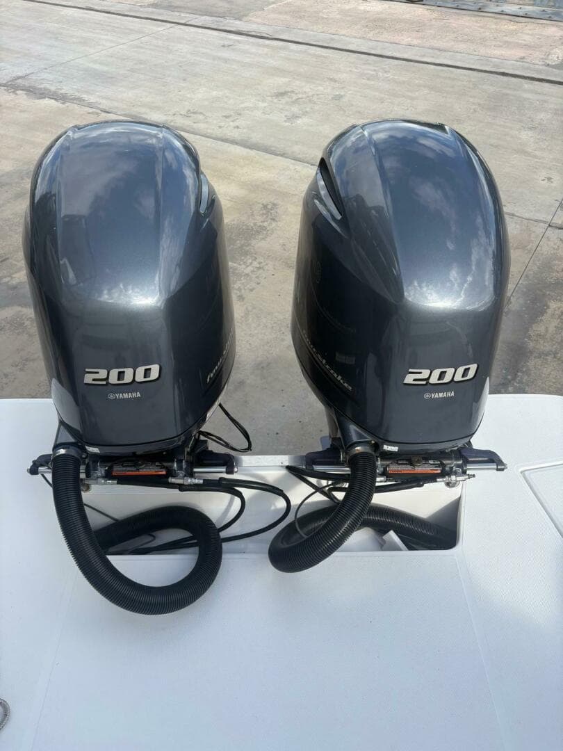 2022 Regal 29 Obx — photo 6