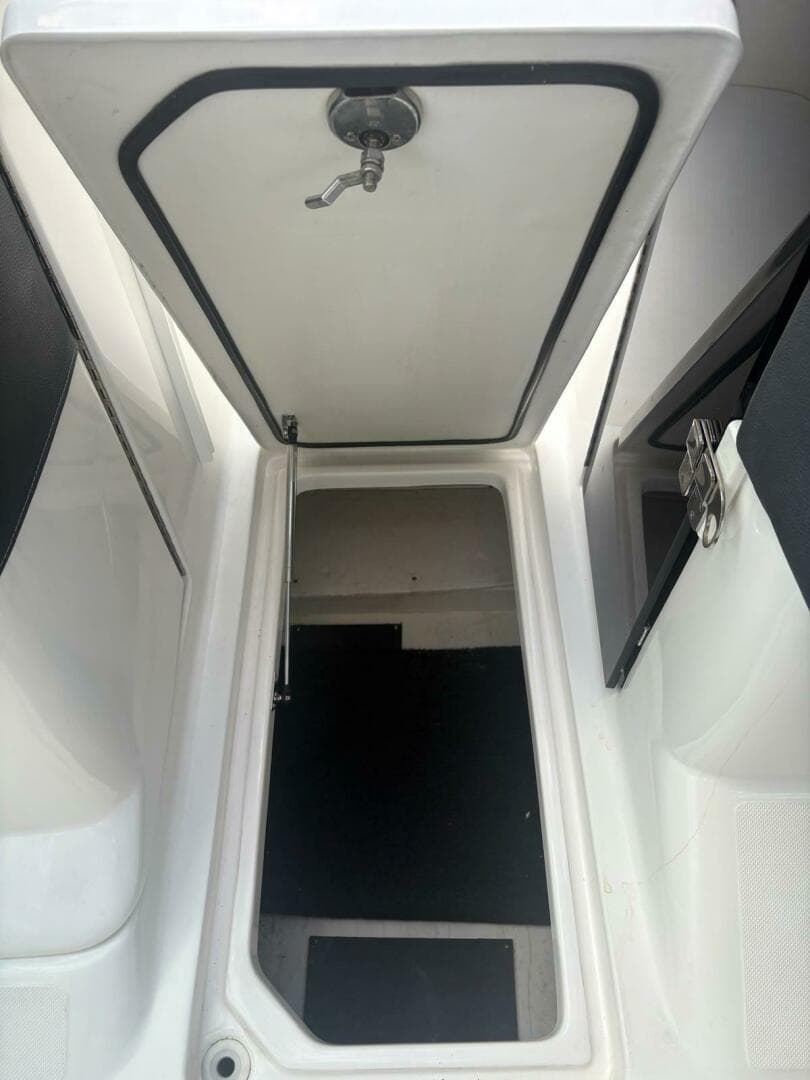 2022 Regal 29 Obx — photo 15