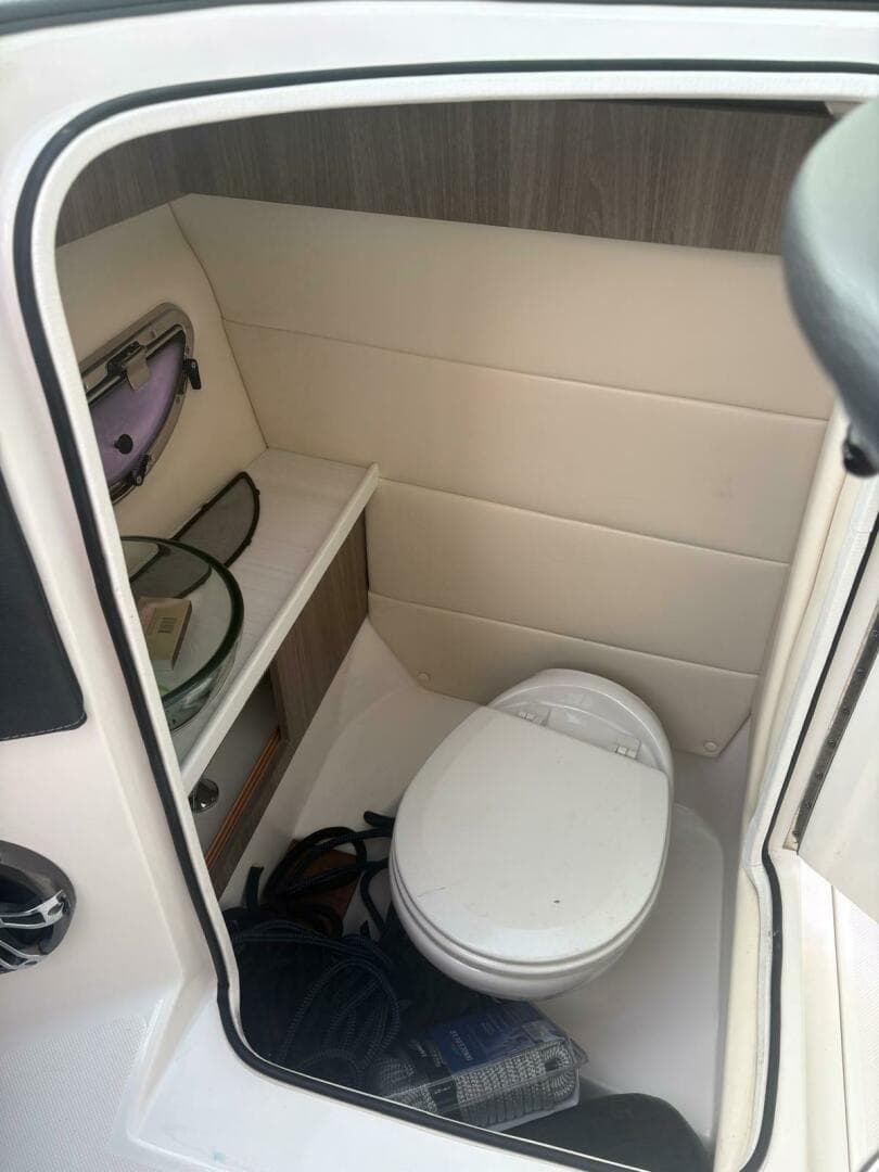 2022 Regal 29 Obx — photo 14