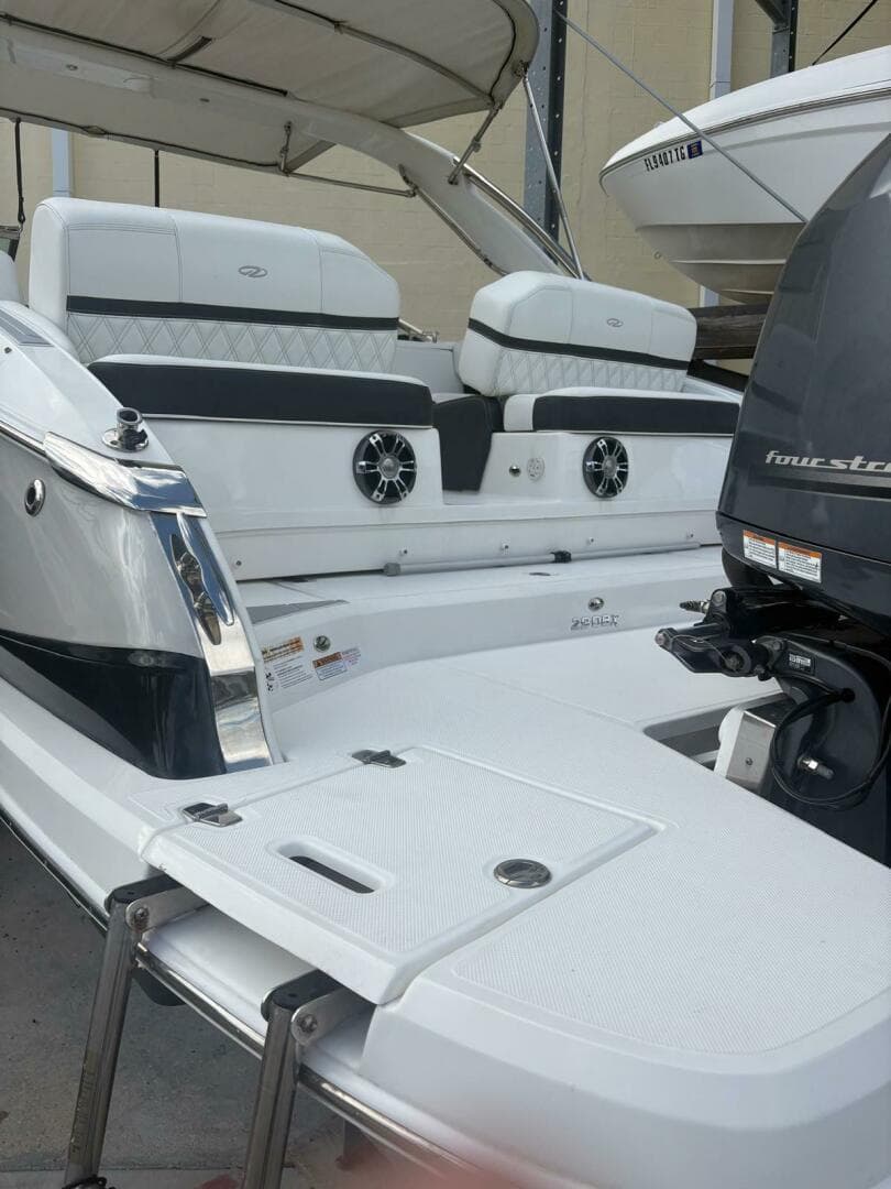 2022 Regal 29 Obx — photo 2