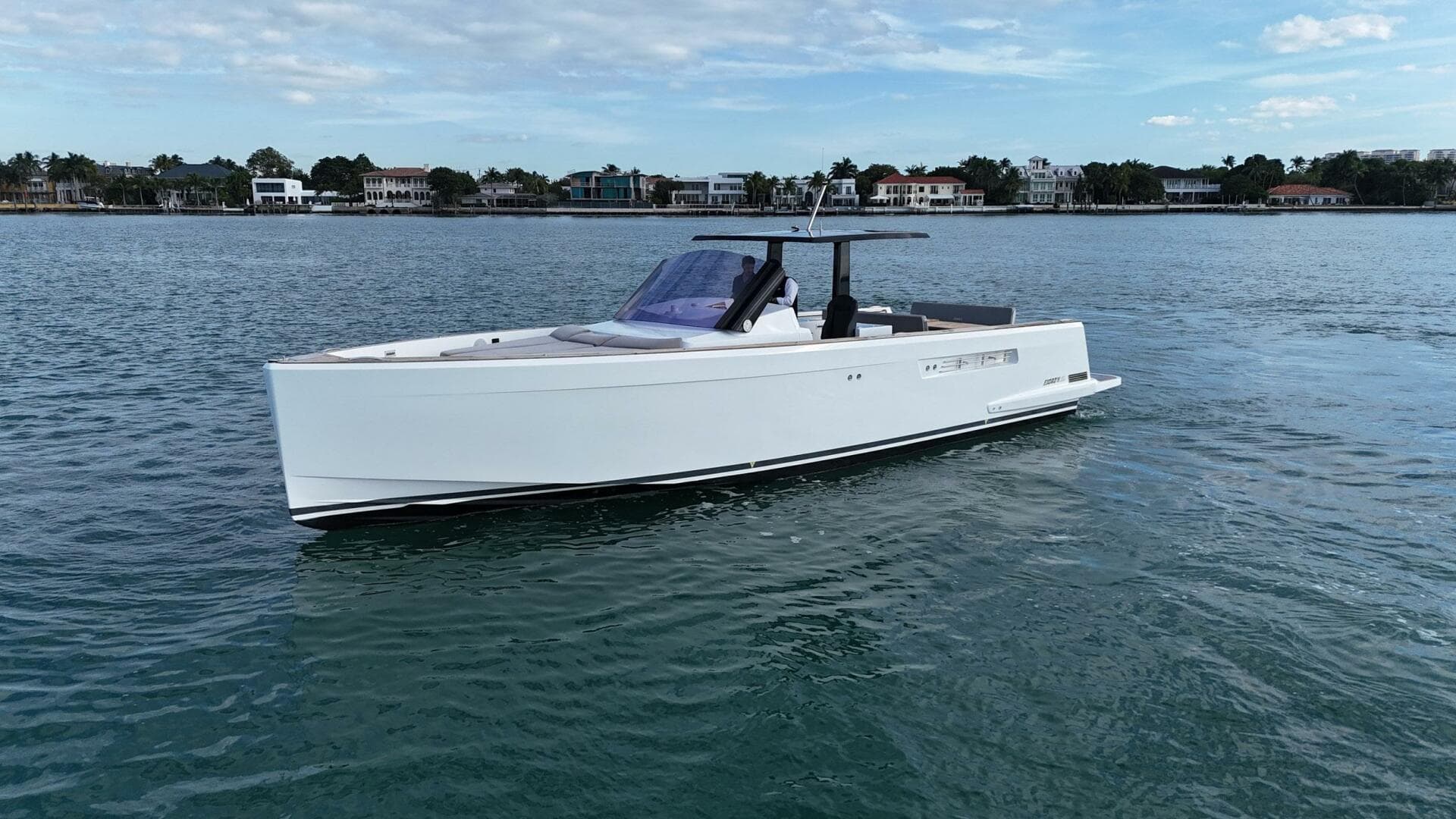 2019 Fjord 40 Open — photo 2