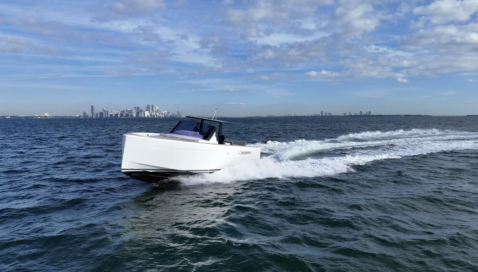 2019 Fjord 40 Open — photo 8