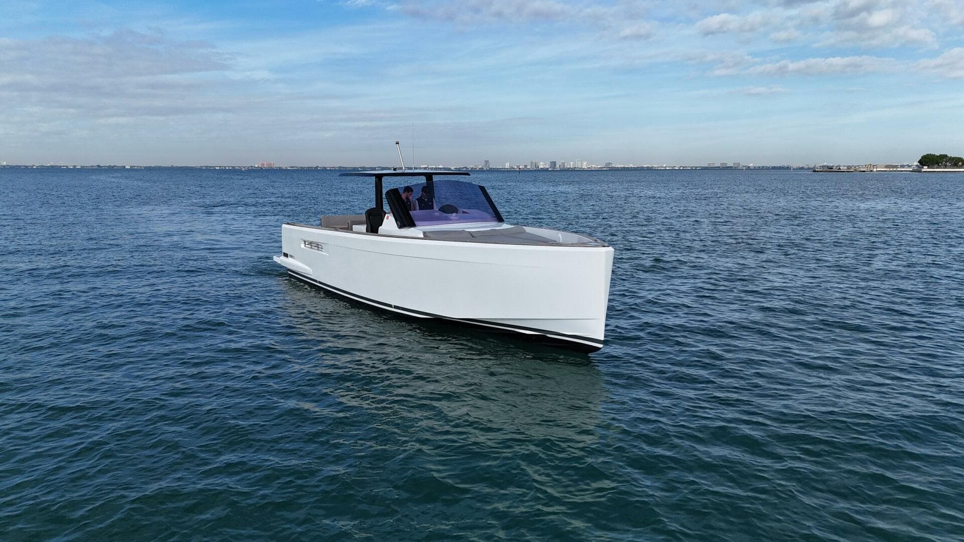 2019 Fjord 40 Open — photo 18