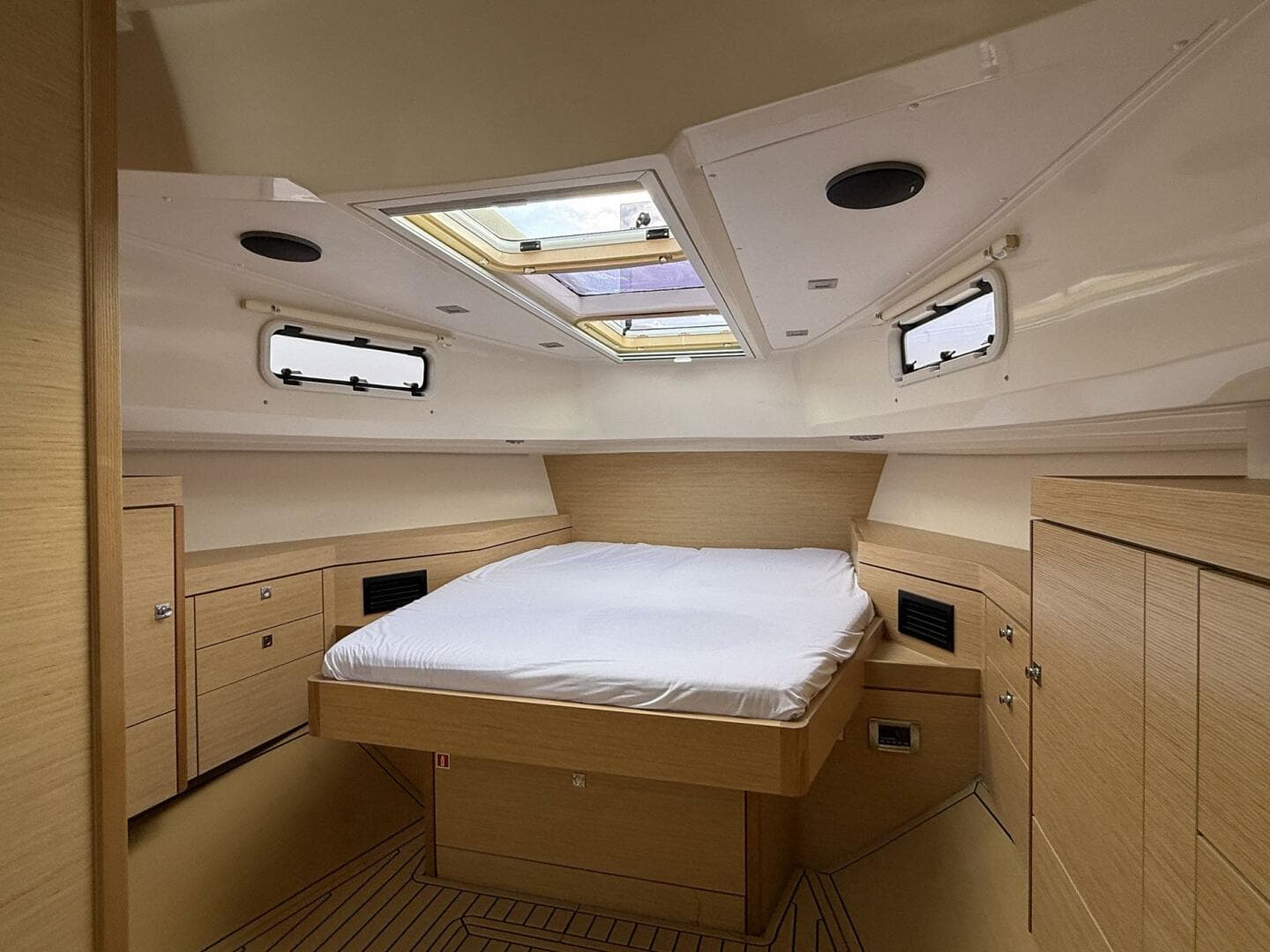 2019 Fjord 40 Open — photo 41