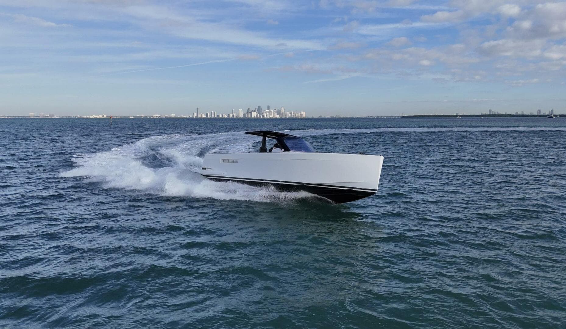 2019 Fjord 40 Open — photo 17