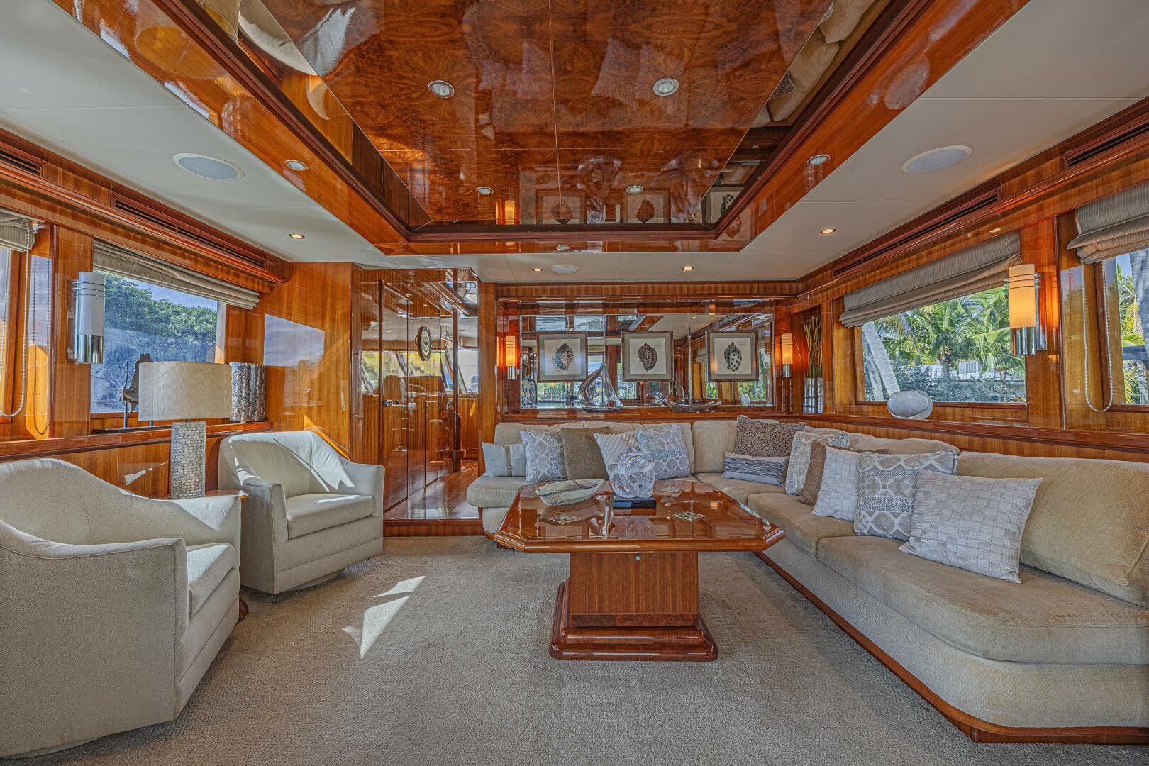 2010 Ocean Alexander 74 — photo 30