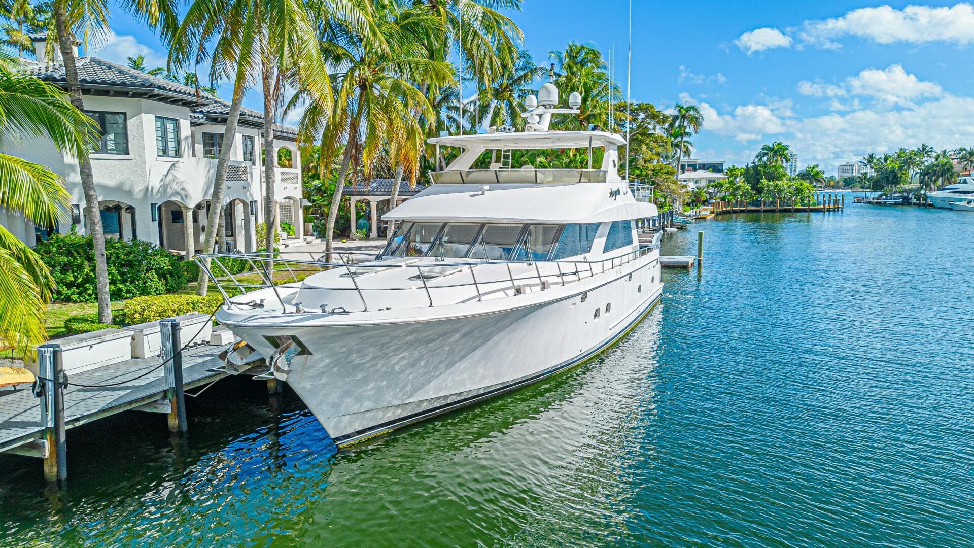 2010 Ocean Alexander 74 — photo 7