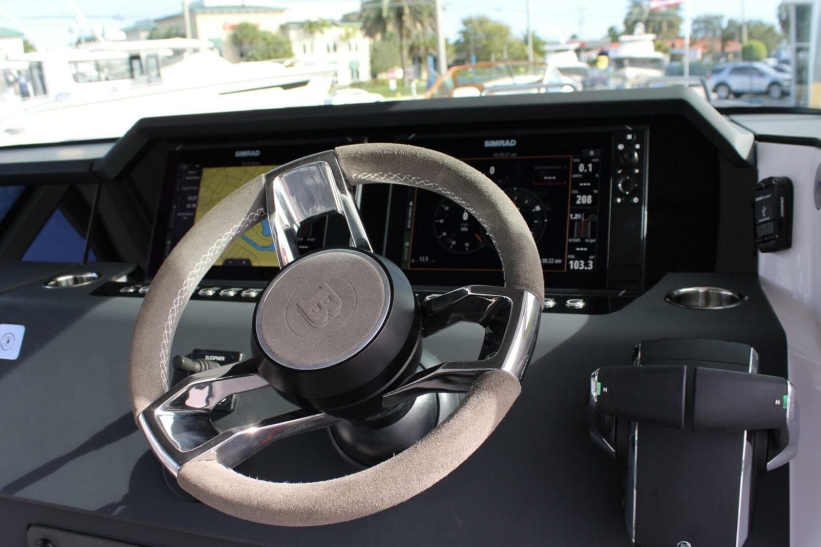 2024 Axopar Cross Cabin — photo 15