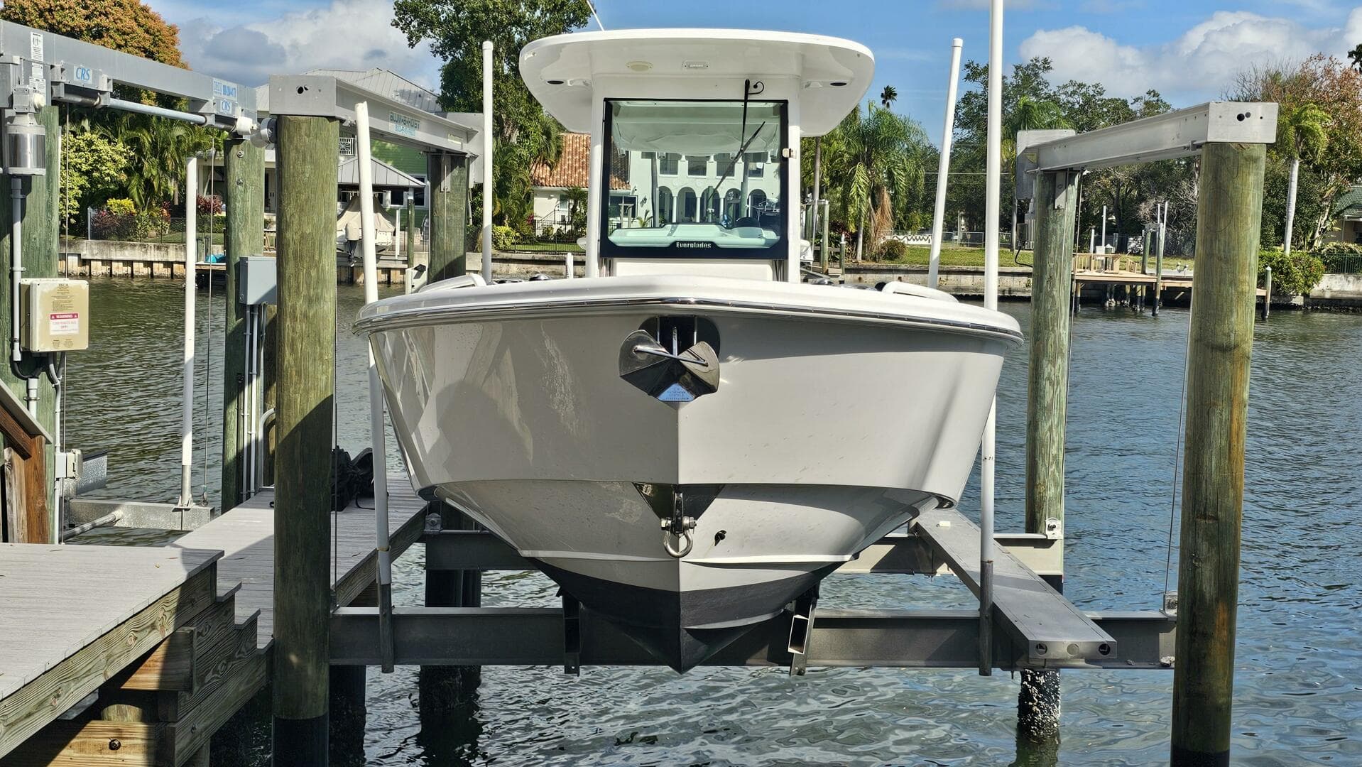 2021 Everglades 273 CC — photo 52