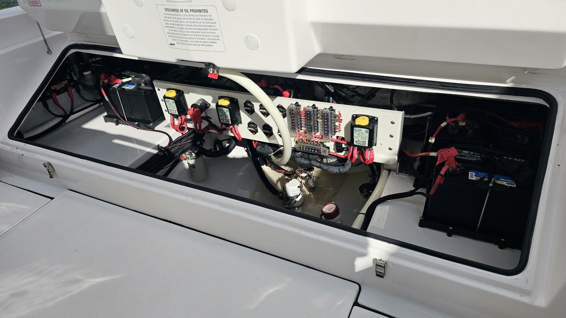 2021 Everglades 273 CC — photo 42