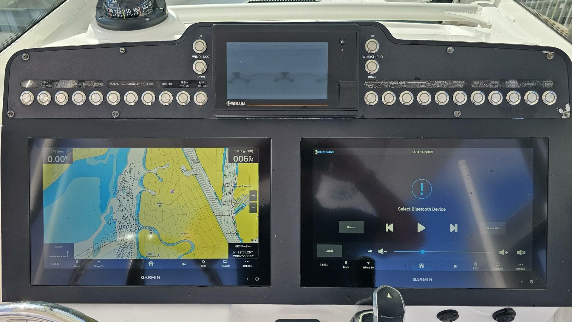 2021 Everglades 273 CC — photo 14