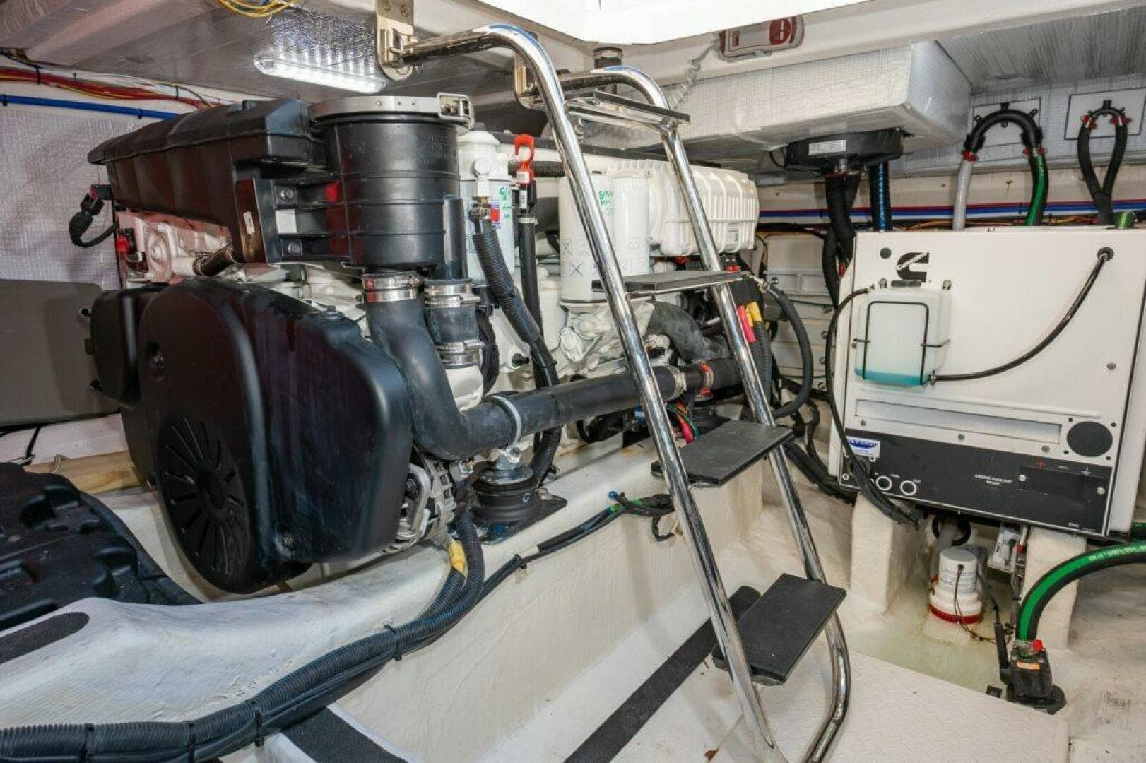 2024 Sabre 43 Salon Express — photo 38