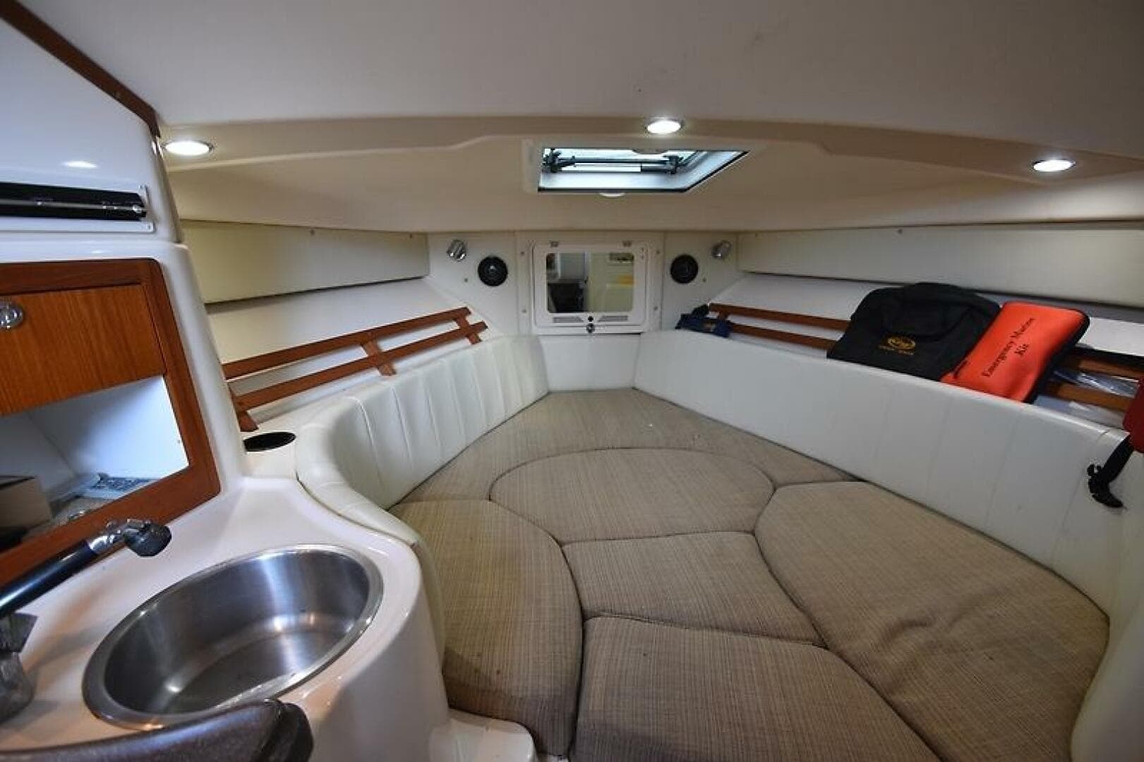 2008 Grady-White 305 Express — photo 44