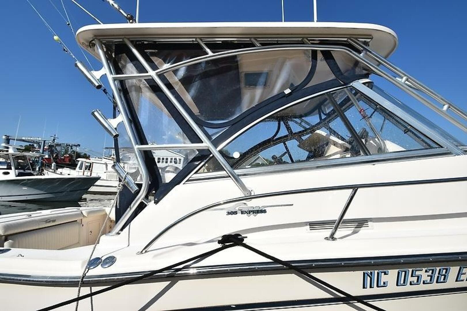 2008 Grady-White 305 Express — photo 10