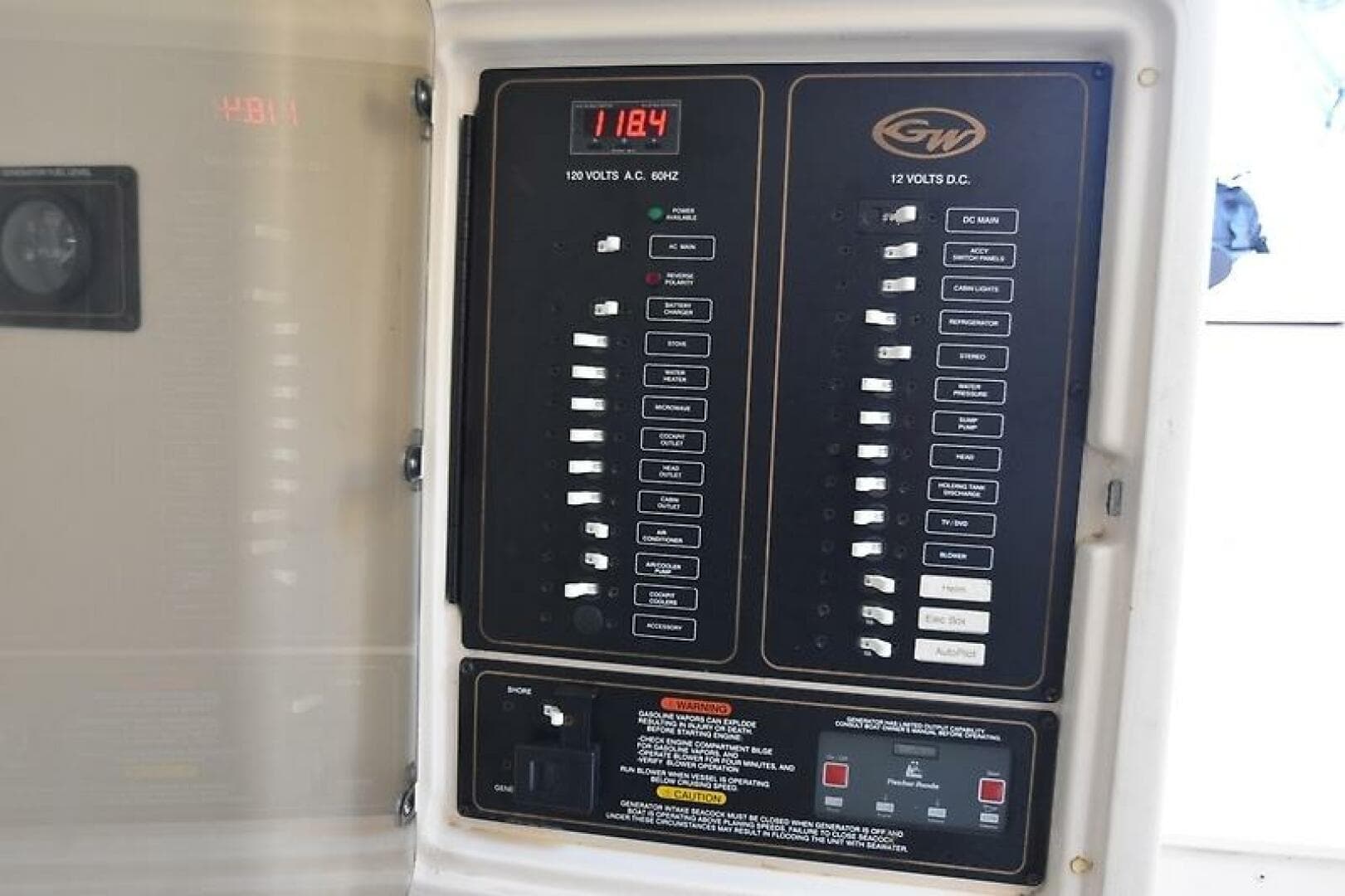 2008 Grady-White 305 Express — photo 39