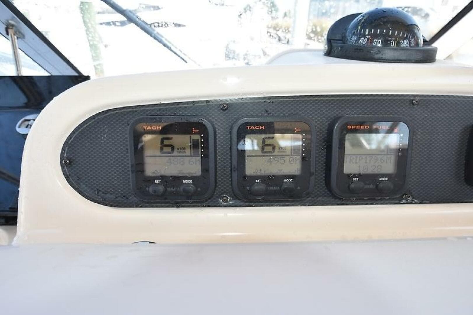 2008 Grady-White 305 Express — photo 31