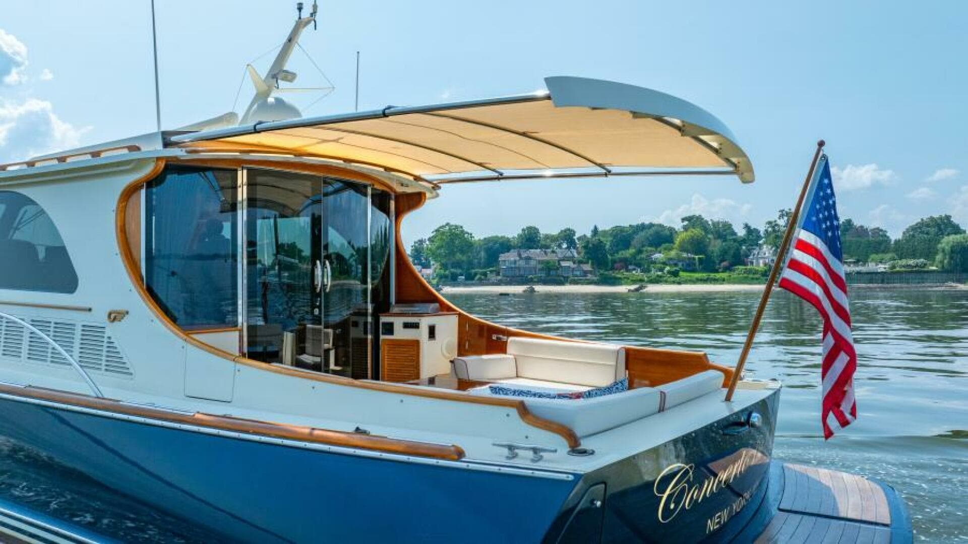 2012 Hinckley Talaria 48 — photo 35