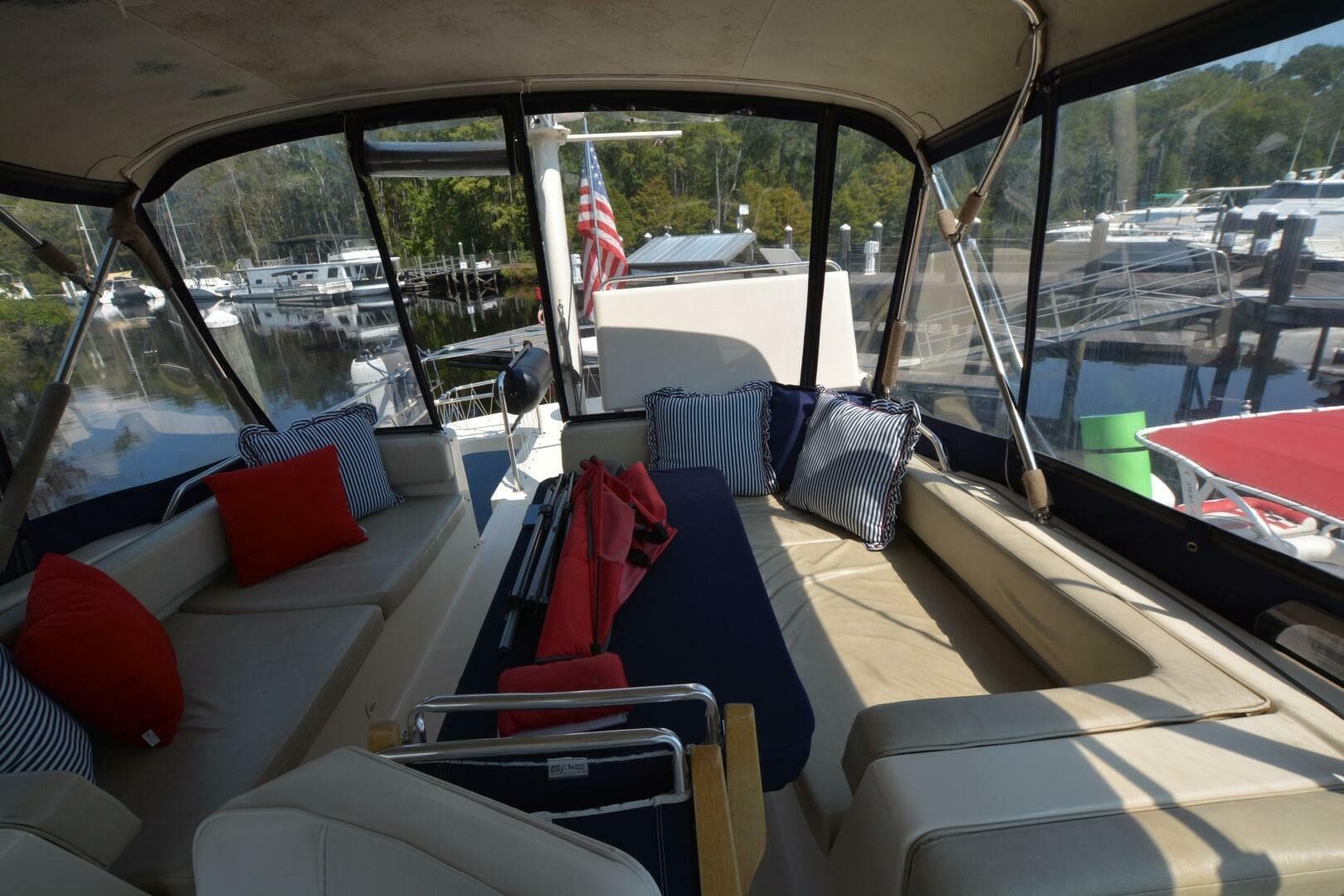 2004 Mainship — photo 7