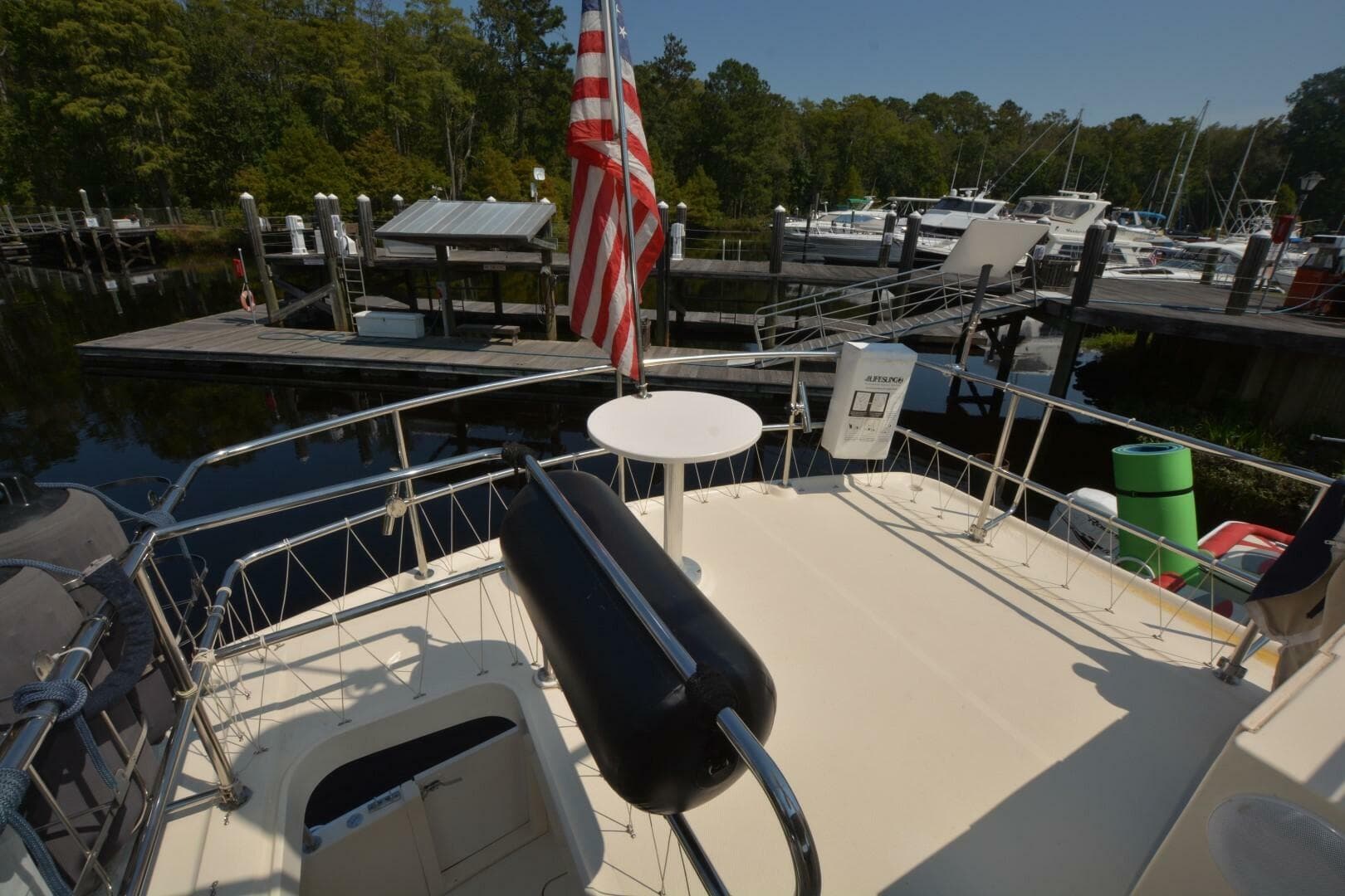 2004 Mainship — photo 8