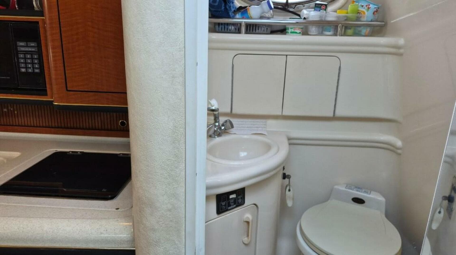 2001 Sea Ray — photo 21