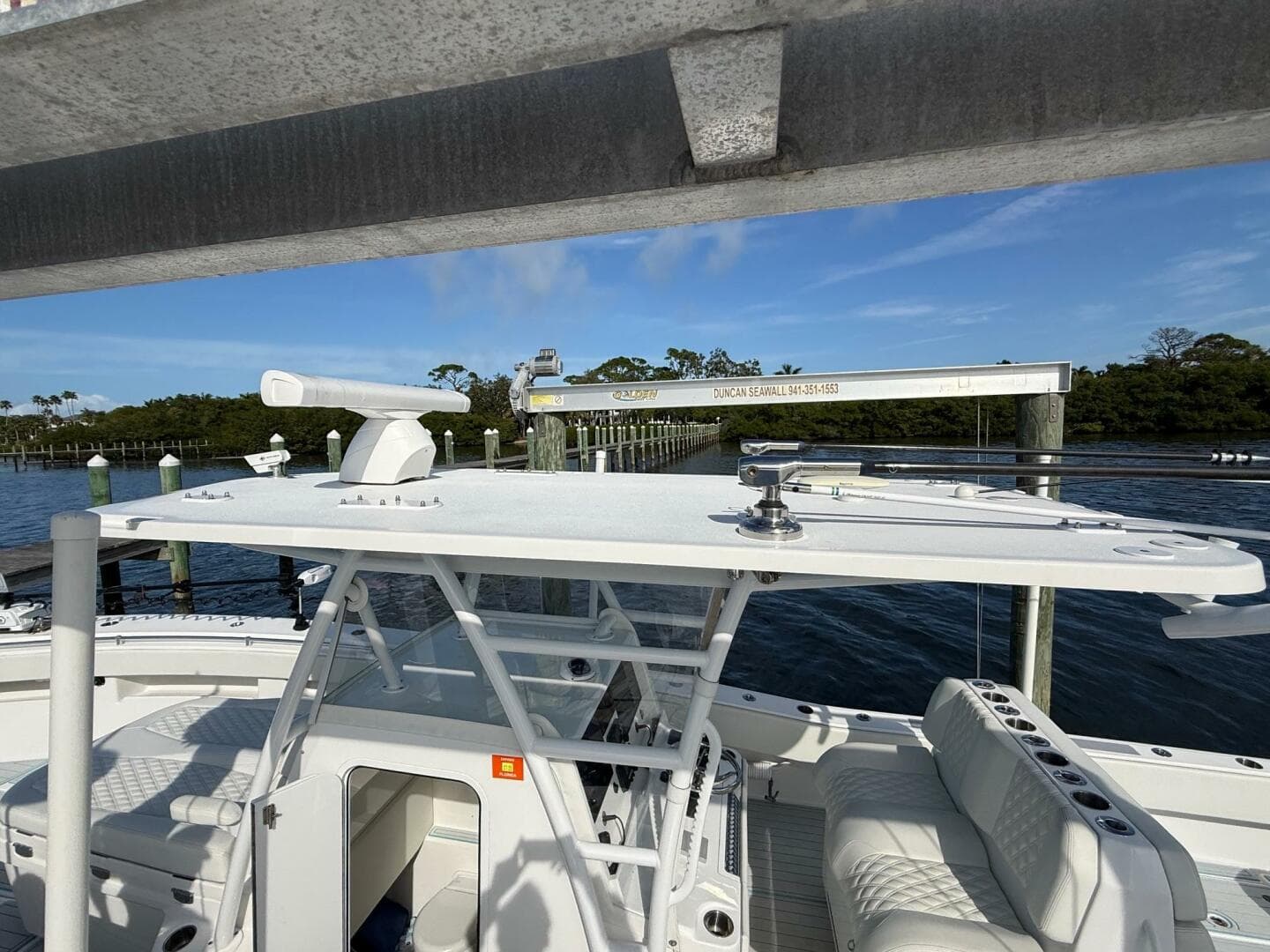 2021 Invincible 36 — photo 12