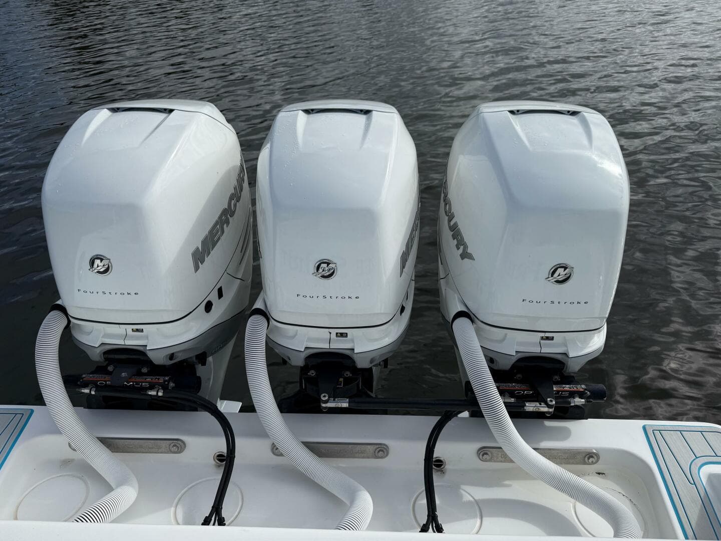 2021 Invincible 36 — photo 3