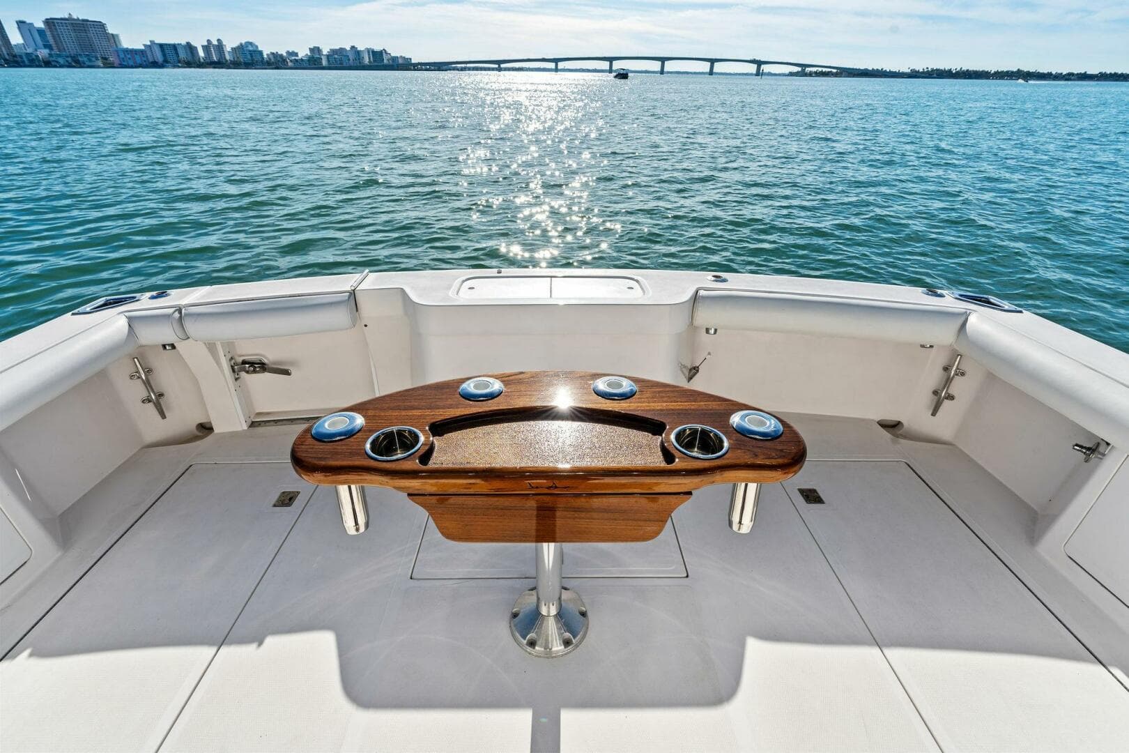 2005 Cabo 40 Express — photo 3