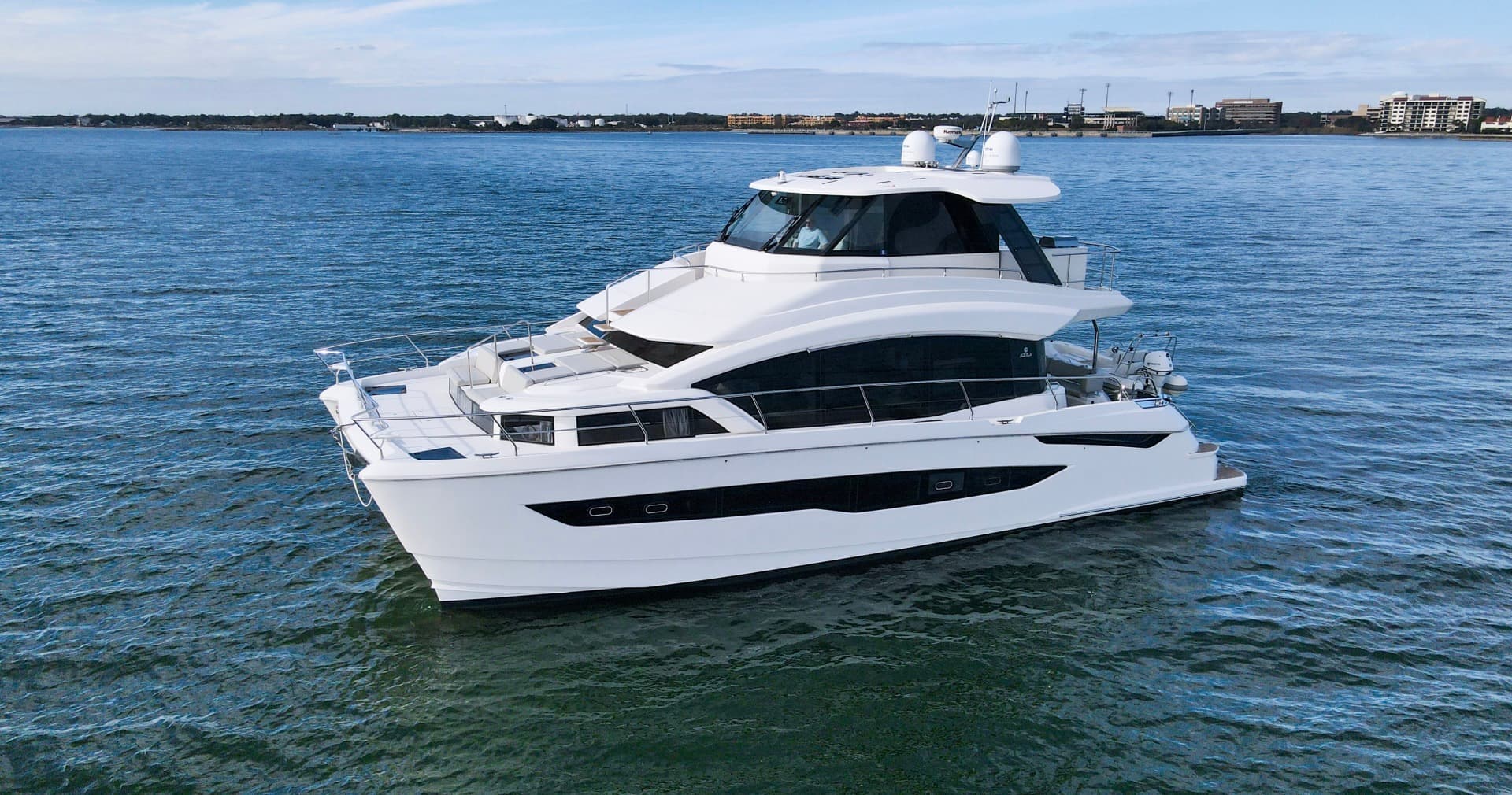 2022 Aquila 54 — photo 82