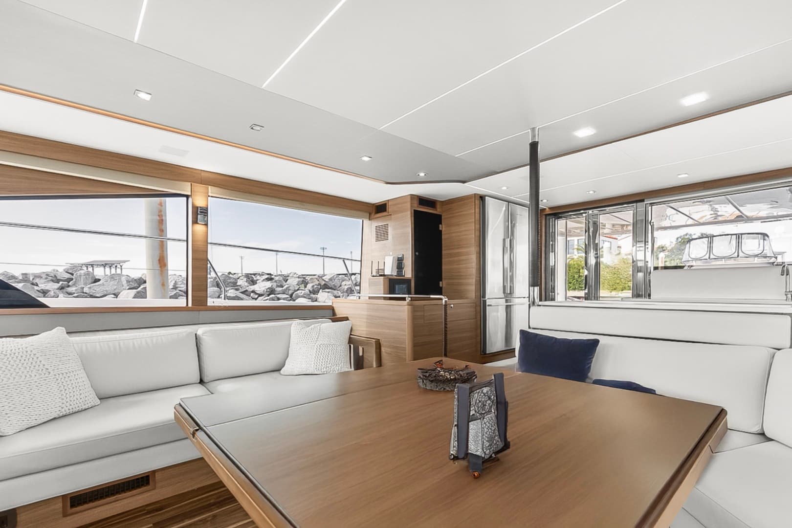 2022 Aquila 54 — photo 36