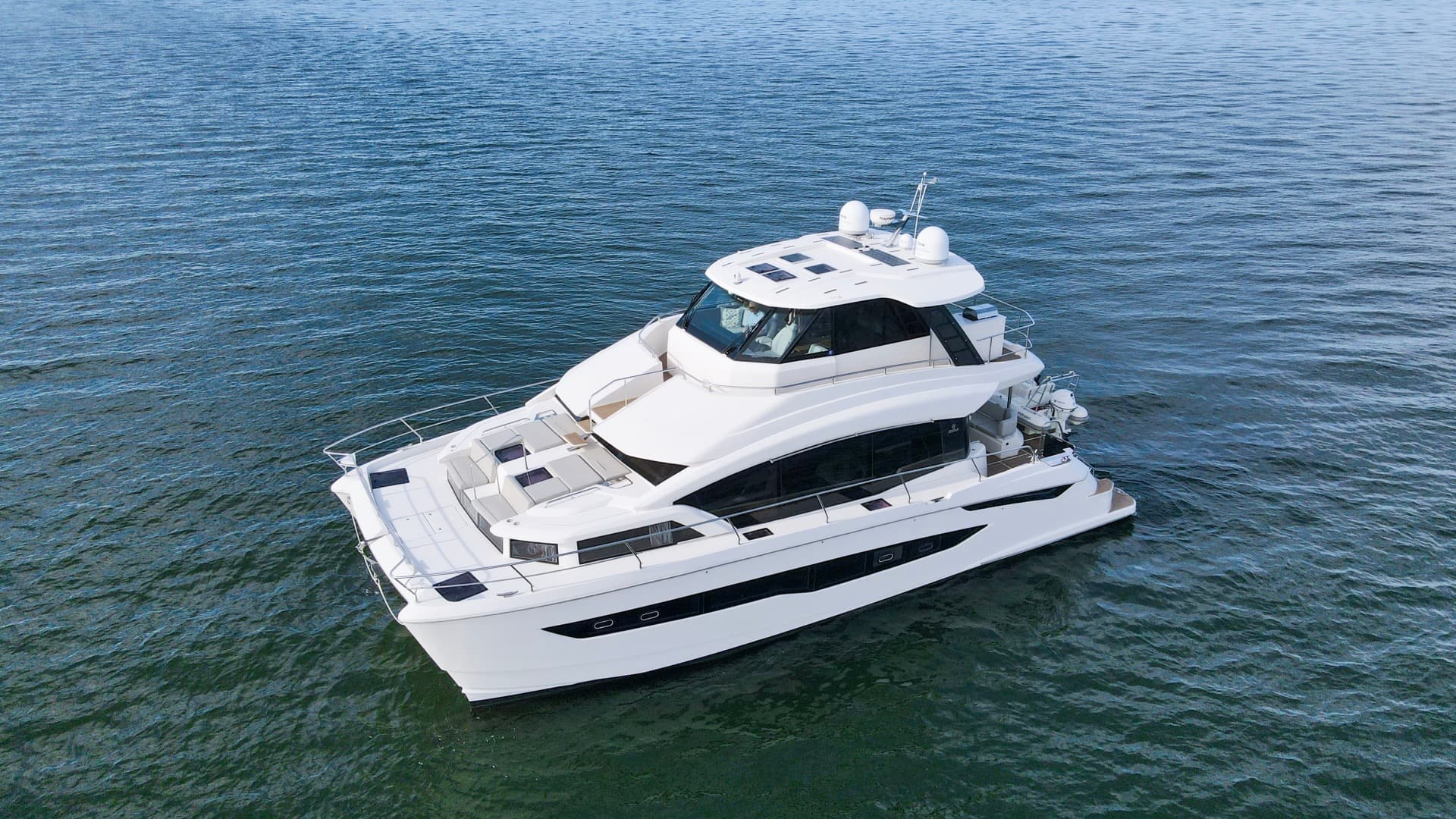 2022 Aquila 54 — photo 81
