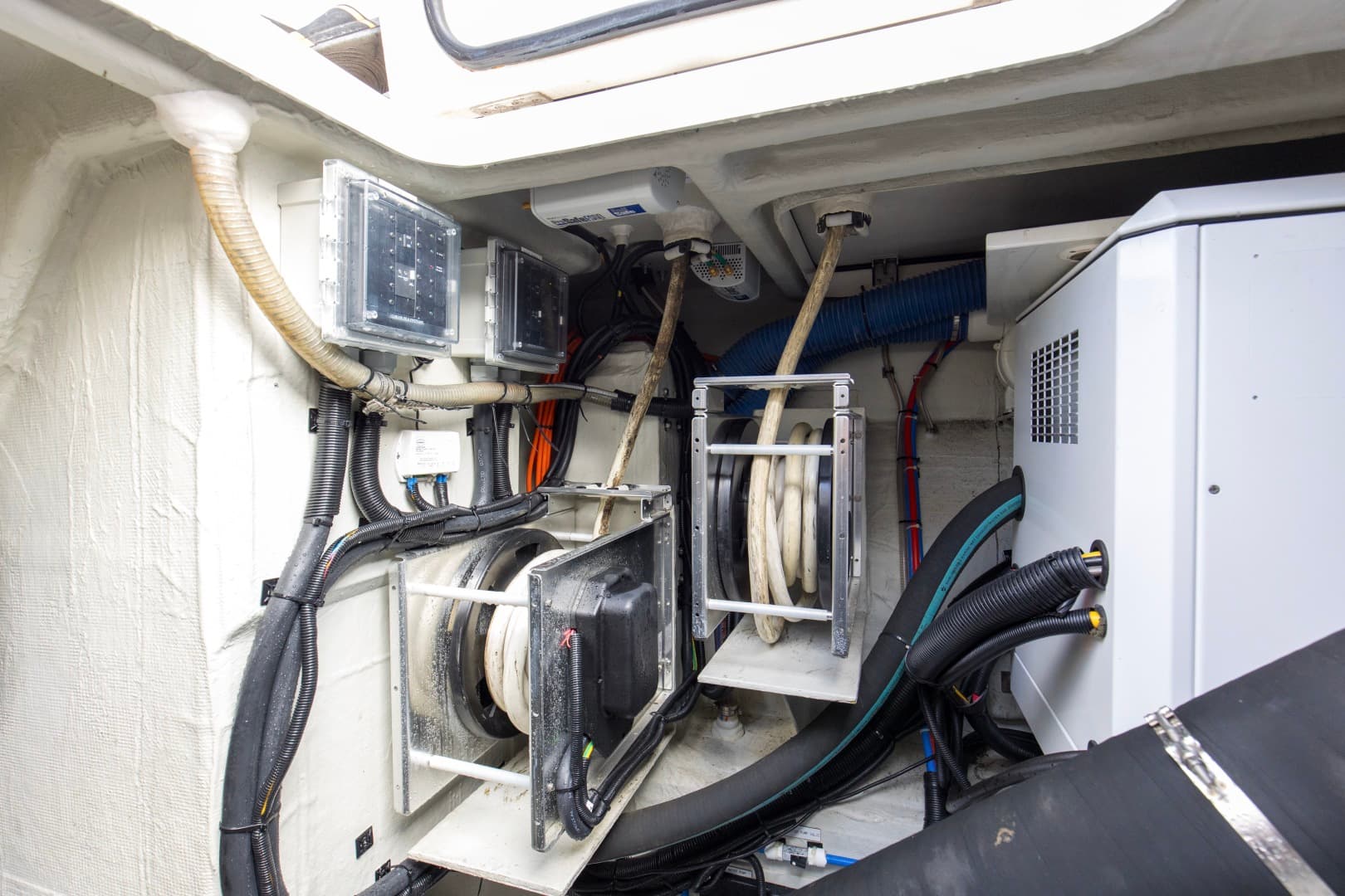 2022 Aquila 54 — photo 42