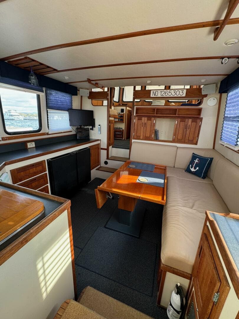 2000 Nordic Tugs 32 — photo 21