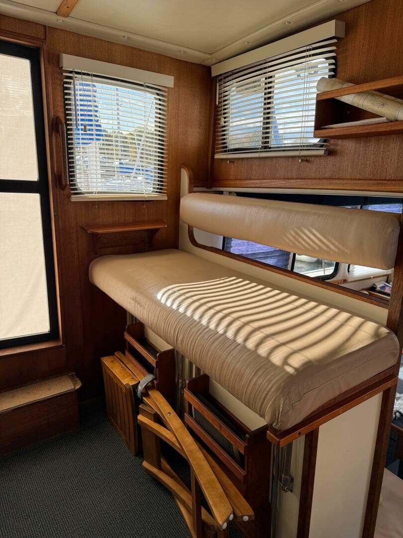 2000 Nordic Tugs 32 — photo 24