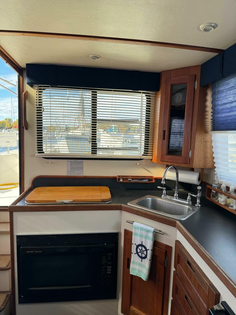 2000 Nordic Tugs 32 — photo 18