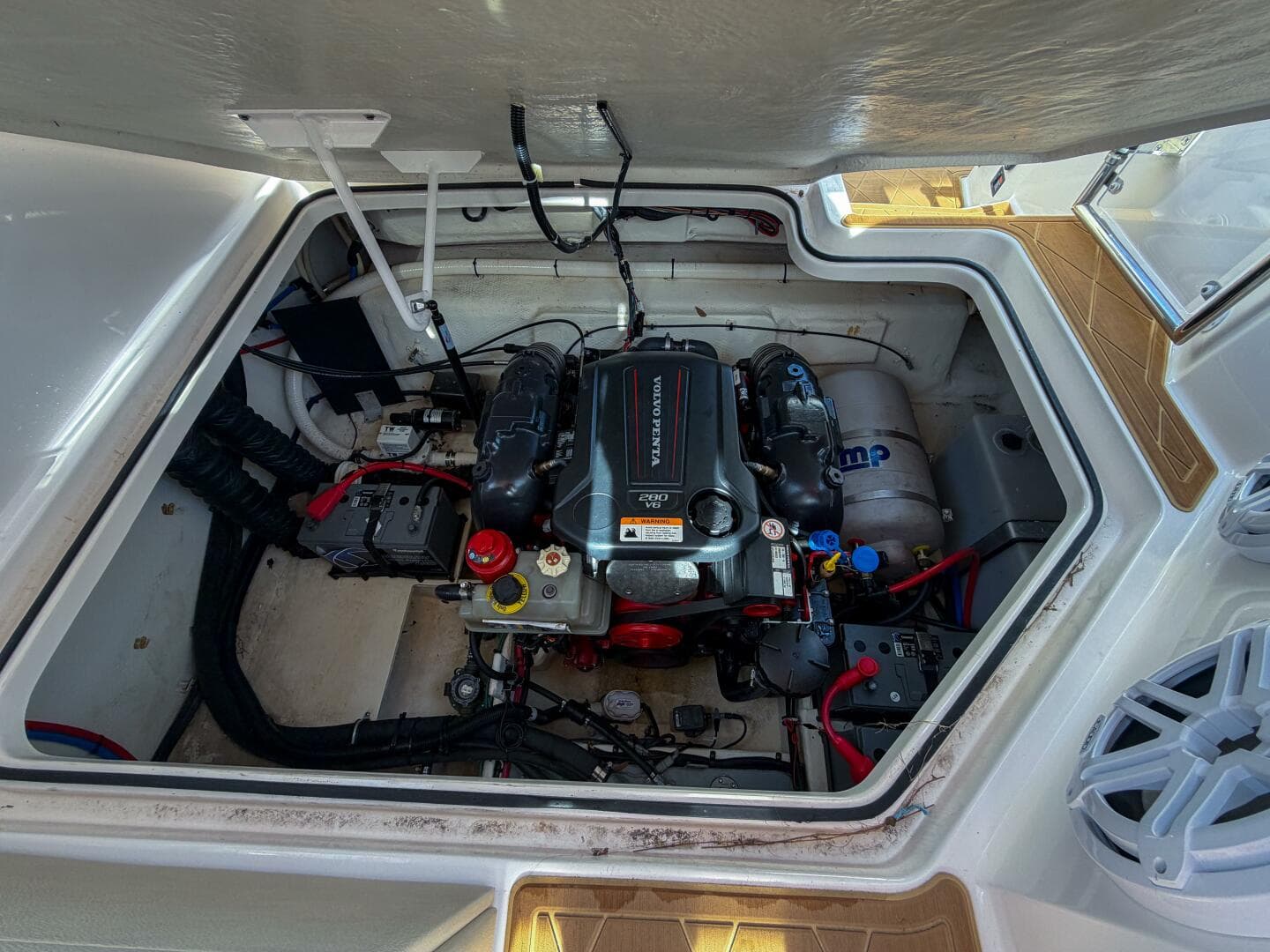 2020 Regal 26 Express — photo 15