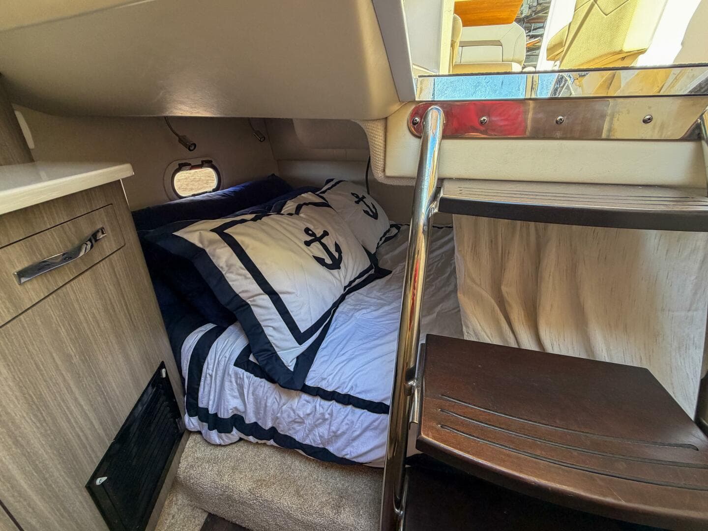 2020 Regal 26 Express — photo 10